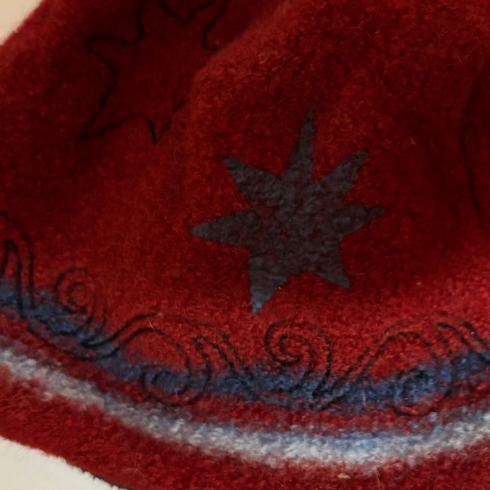 Red White and Blue Wool Beanie Hat - Picture 5 of 7